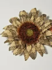 Blooming Autumn Burlap SUNFLOWER Clip-On - GREEN/BEIGE PLAID