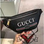 【凱莉二手】 GUCCI 古馳 LOGO PRINT小款 迷你黑色 皮革 胸口包 小腰包