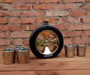 Set for alcohol "Spare" in a box - a wheel in the form of a bottle with glasses