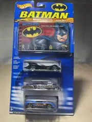 2003 Hot Wheels Batman,Joker,Bane 3 Car Set w/Limited Edition Action Guide Book