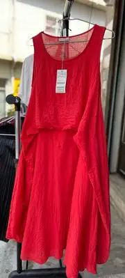 在飛比找Yahoo!奇摩拍賣優惠-KAWAKUBO 紅色洋裝
