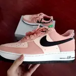 NIKE AIR FORCE 1 “PINK QUARTZ” 櫻花粉 休閒運動板 男女 CU6649-100 慢跑鞋