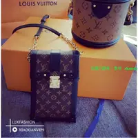 在飛比找蝦皮購物優惠-二手 LV SAC POCHETTE TRUNK VERTI