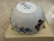 Lenox Butterfly Meadow Serving Bowl. 9 1/4" Live Well, Laugh Often, Love Much