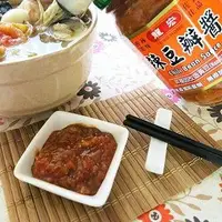 在飛比找PChome商店街優惠-來新北逛菜市【家錚雜貨舖】龍宏 辣豆瓣醬(2罐) (含運費)