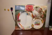 Oneida "Italian Postcards" 16 Piece Casual Setting Stoneware Dinner Plate Set