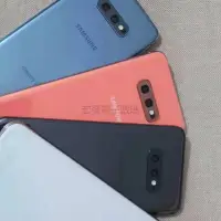 在飛比找蝦皮購物優惠-【輝煌數碼】三星/Galaxy S10e 美版 6+128G