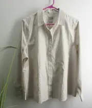 Chicos no iron coolmax all season blouse size 3 nwt