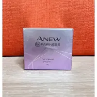 在飛比找蝦皮購物優惠-AVON 雅芳 新活恆白松露日霜 50g（2022年2月到期