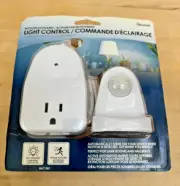 Motion activated light control. Westek MLC12BC-Indoor Plug-in Corded New In PACK