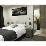 Modern 2br Apartment In Northwood St