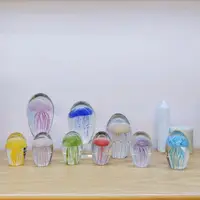 在飛比找蝦皮購物優惠-創意手工製品玻璃夜光水母夜光球擺件小禮品藝術家系列水晶擺件
