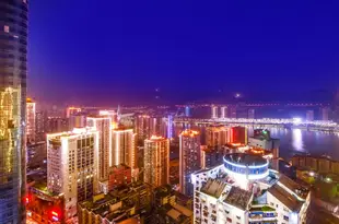 昕寰酒店(重慶解放碑大唐諾亞店)Xinchen Hotel (Chongqing Jiefangbei Datang Noah)