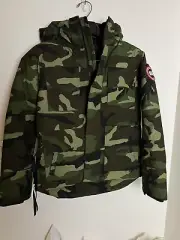 Canada Goose New Maitland Down Parka Coat Jacket XS