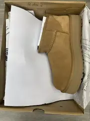 UGG Kids Classic II Ultra Mini Platform Size 6 Brown Brand New