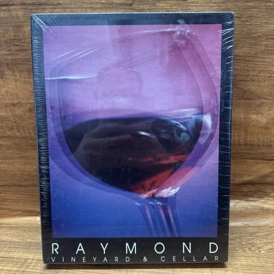 VTG Raymond Vineyard & Cellar 1993 Earthshaking Cabernet 550 PC Jigsaw Puzzle