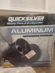 QuickSilver Propeller QA3084R Diameter-12 1/4,Pitch-15, R-3RH NEW