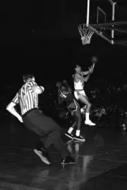 Al Bianchi Of The Syracuse Nationals Shoots 1960S Old Basketball Photo 24