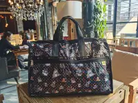 在飛比找Yahoo!奇摩拍賣優惠-【小鹿甄選】Lesportsac 男女通用純色單肩包大包可手