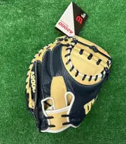 Wilson A2000 1734 34" Superskin Baseball Catchers Mitt - WBW10253134