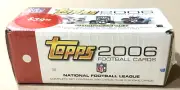 2006 TOPPS FOOTBALL CARDS NFL 385 CARDS + 5 ROOKIE CARDS UNOPENED SET