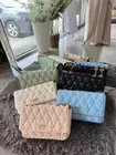 Retro Women's Bag Fashion Diamond Rivet Bag One Shoulder Crossbody Handbag Bag