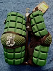 Brine Lopro superlight armguard-Forest Green Large