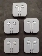 New Genuine 5 pack Apple iPhone Ipad/ipod Headphones 3.5mm Jack Connector No Mic