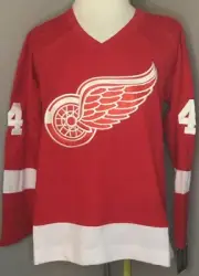 Mark Howe Detroit Red Wings Red V-Neck "1987-2007 Throwback" CCM NHL Jersey