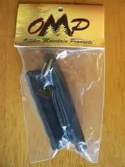 Arrow Puller, October Mountain Products, Arrow Grip w/ Belt Clip, New in Pkg