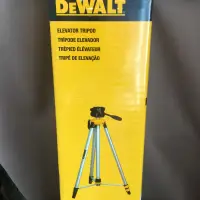 在飛比找蝦皮購物優惠-全新得偉 DeWALT 雷射可調水平腳架