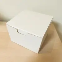 在飛比找蝦皮購物優惠-正方形白色紙盒 包裝盒