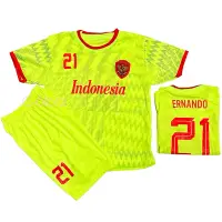 在飛比找蝦皮購物優惠-印尼國家隊足球服stabilo兒童足球套裝完整圖案五人制足球