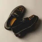 現UK3｜DR.MARTENS ADRIAN SNAFFLE LOAFERS 豹紋 馬銜扣 樂福鞋 黑色 動物紋