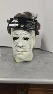 2018 Michael Myers Mask Trick Or Treat Studios