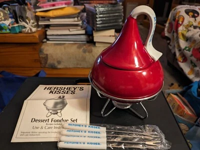NEW - Hershey's Kisses - Ceramic Dessert Fondue Pot - RED - Damaged Box - 2006