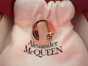Alexander McQueen Alphabet Skull Sneaker Charm Gold “Letter O" *New In Box*