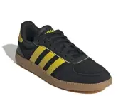 Woman's Fashion Sneakers adidas Breaknet Sleek Sneaker
