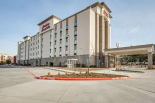 Hampton Inn & Suites Dallas - Central Expy North Park Area