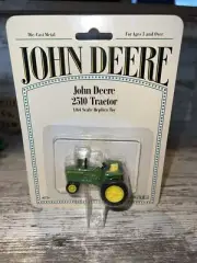 1/64th Scale John Deere 2510 Narrow front Ertl Die-cast