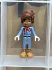 LEGO Minifigure - Friends Leo - Bright Light Blue Sweater - No frnd668 - QTY 1