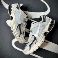 在飛比找蝦皮購物優惠-【EXIST】Nike Zoom Vomero 5 ’Sup