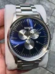 Nixon Sentry Chrono watch, Rare blue- sunray colorway, MINT!