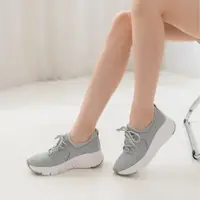在飛比找momo購物網優惠-【WYPEX】極輕質感真皮增高鞋休閒鞋女鞋(灰色)