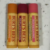 在飛比找蝦皮購物優惠-Burt's Bee護唇膏 100%Natural 4.25