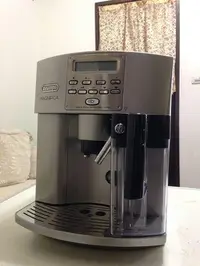 在飛比找旋轉拍賣優惠-#出清2019 Delonghi ESAM3500 全自動義