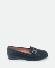 Posey Black