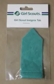 Girl Scouts Green Junior Girl Scout Insignia Tag NIP New Pin Pinback
