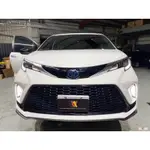 銘泰汽車精品   2022年式TOYOTA SIENNA XSE前保桿專用  氣霸網雙色日行燈一組3500元