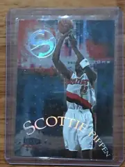 2000 SCOTTIE PIPPEN FLEER FOCUS SOAR SUBJECTS #11 OF 15 BLAZERS